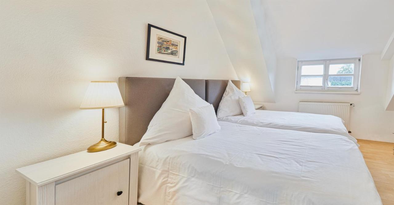 Gutshotel Baron Knyphausen Eltville am Rhein Екстериор снимка