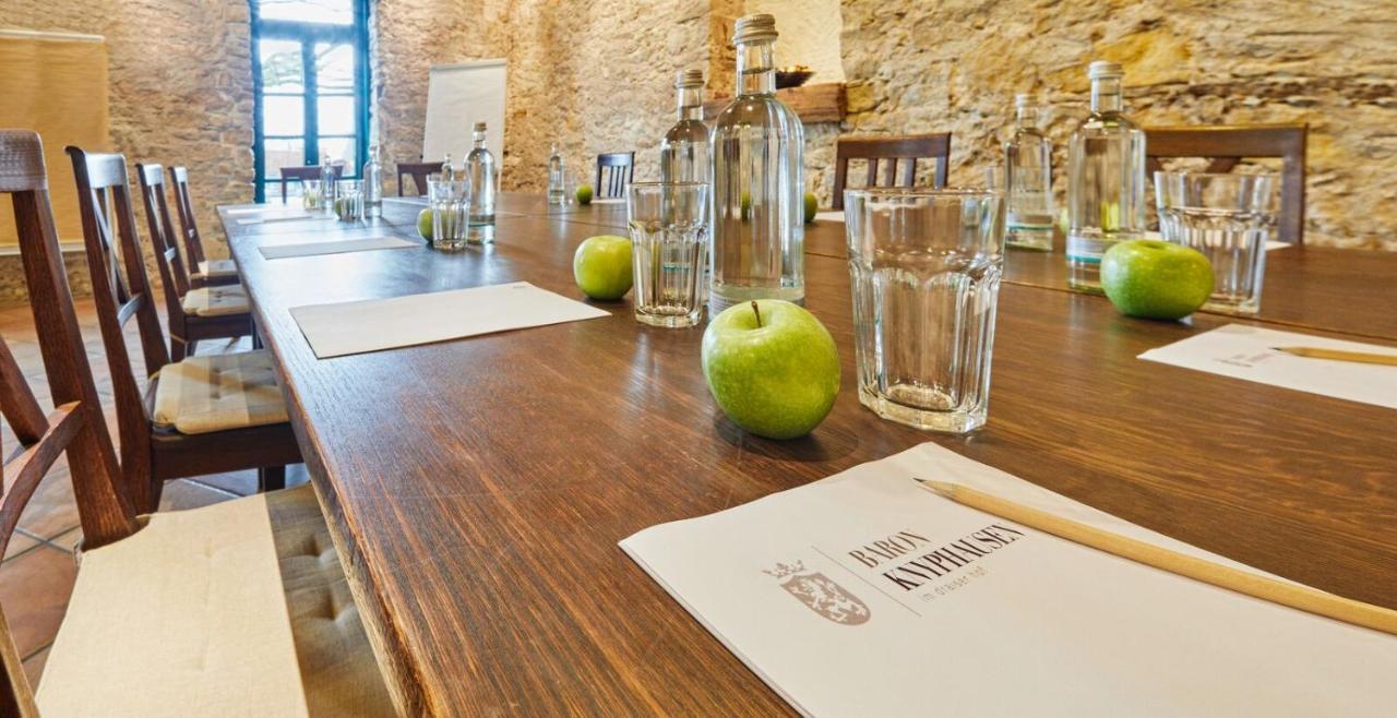 Gutshotel Baron Knyphausen Eltville am Rhein Екстериор снимка