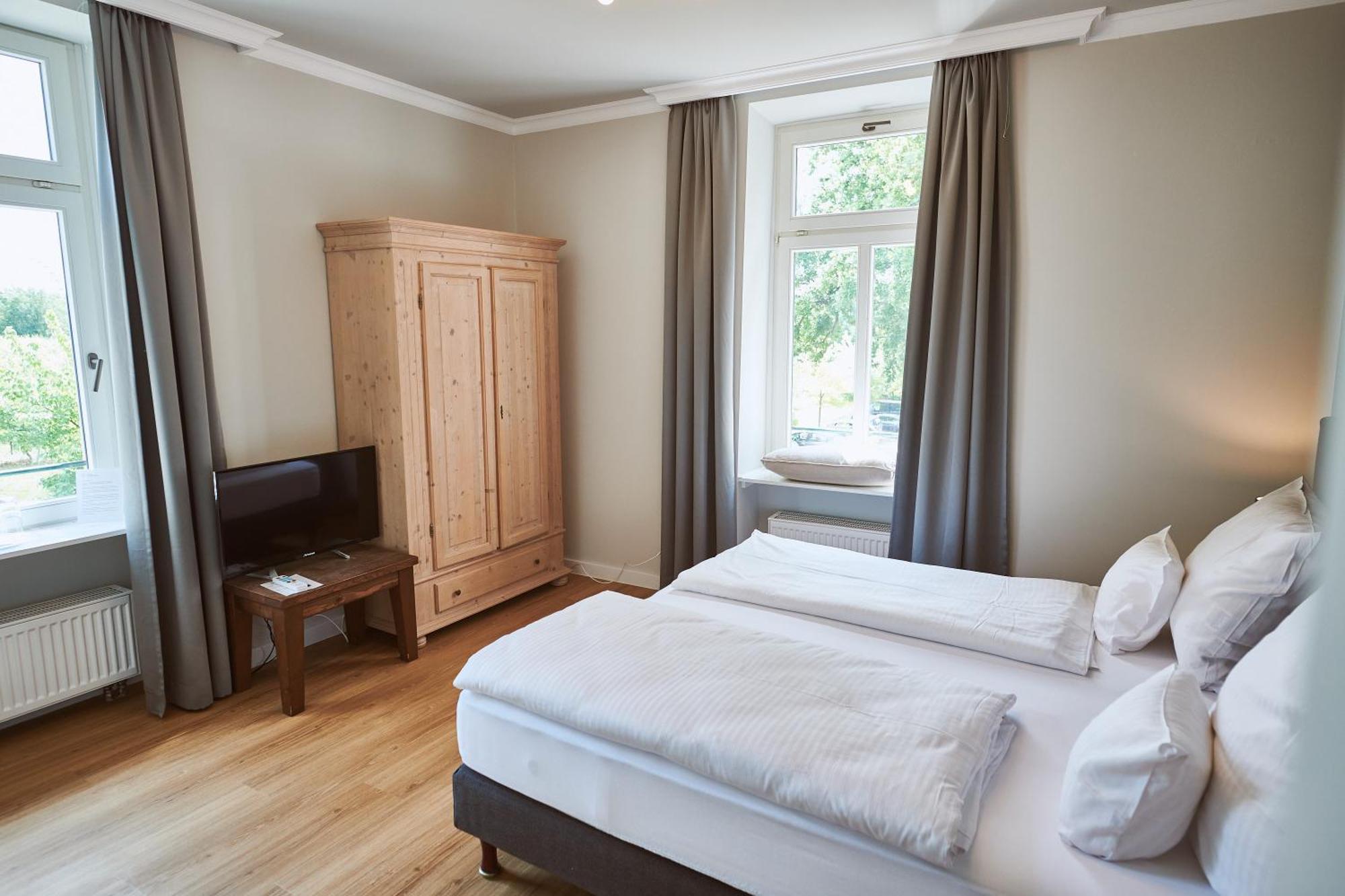 Gutshotel Baron Knyphausen Eltville am Rhein Екстериор снимка