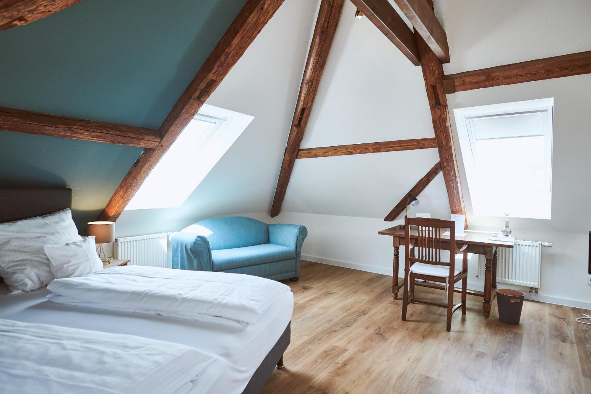 Gutshotel Baron Knyphausen Eltville am Rhein Екстериор снимка